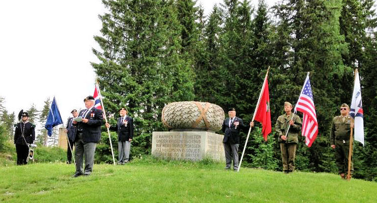 Minnemarkering Trandumskogen søndag 7. juni 2014. Foto: Bjørg K-B.